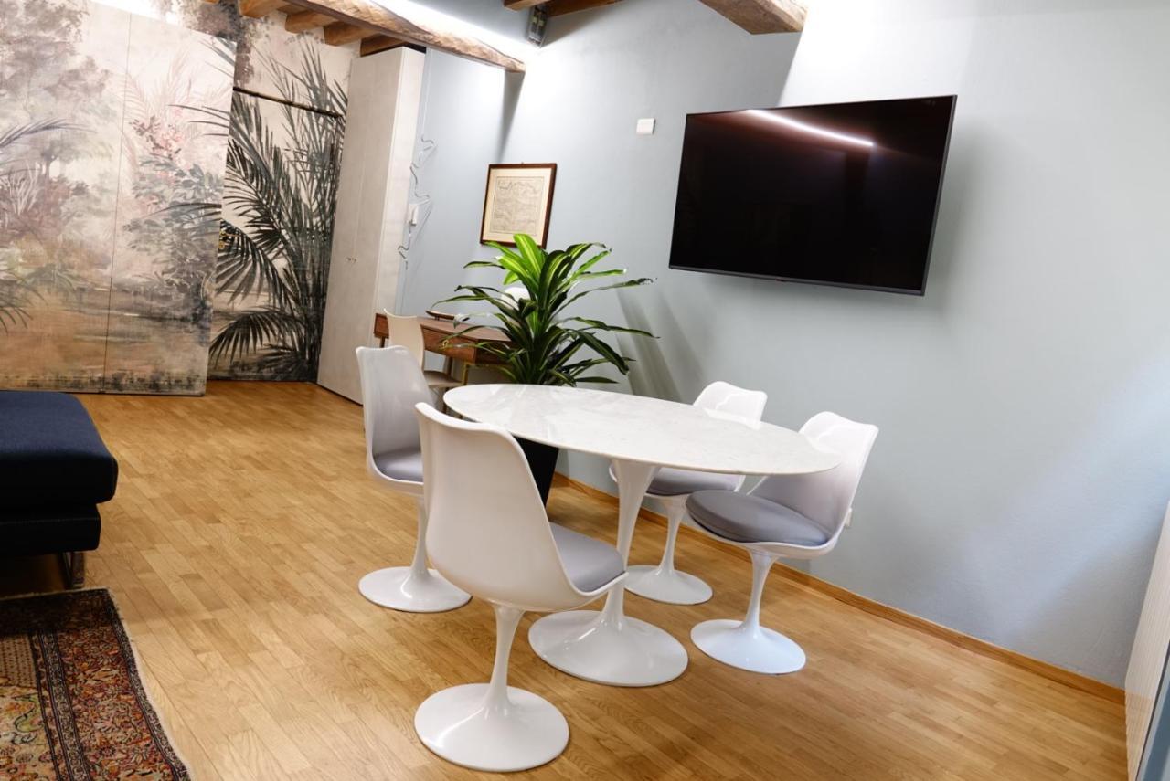 La Dimora Blu Apartment Parma Bagian luar foto