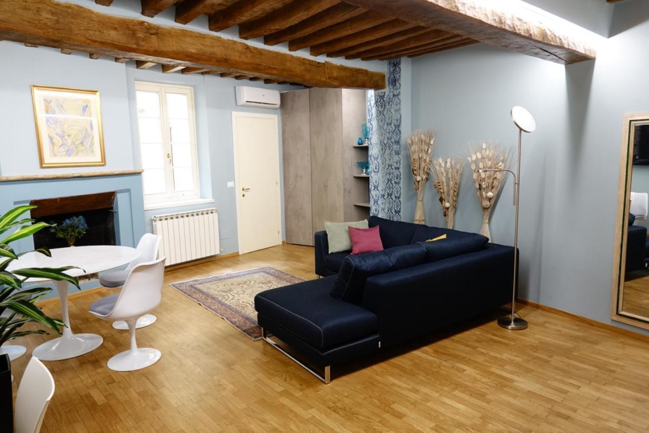 La Dimora Blu Apartment Parma Bagian luar foto