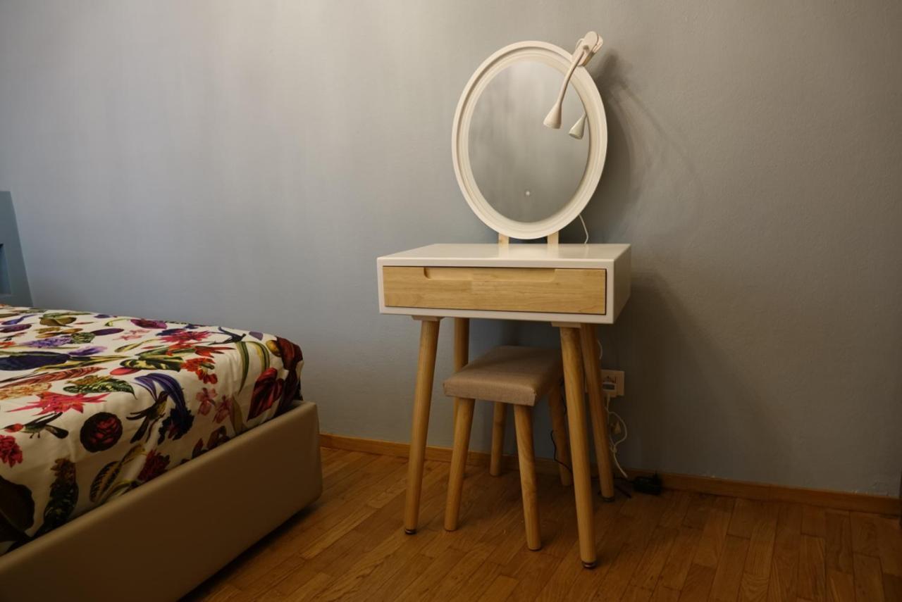 La Dimora Blu Apartment Parma Bagian luar foto